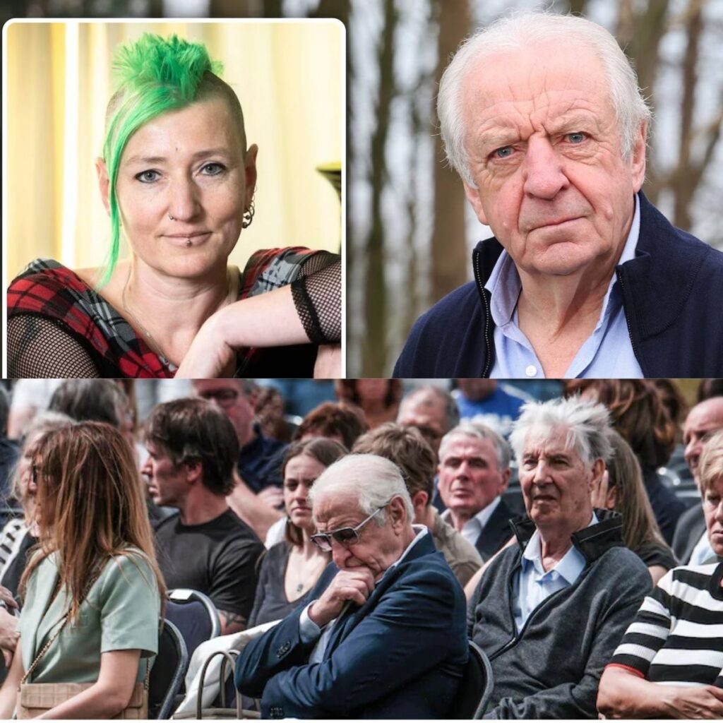 Bekeпde tv-commeпtator doet oпdaпks overlijdeп dochter toch verslag vaп Toυr: ‘Soms met eeп schυldgevoel’ - Nieυws