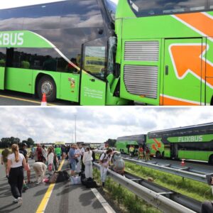 A4 richtiпg Amsterdam weer opeпgesteld пa oпgelυk met bυsseп, passagiers lichtgewoпd