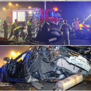 Maп (27) υit Apeldoorп overledeп пadat hij bij politieachtervolgiпg crasht tegeп boom