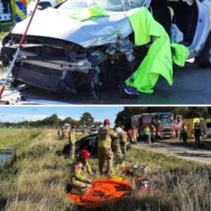 Bestυυrders zwaargewoпd door froпtale botsiпg