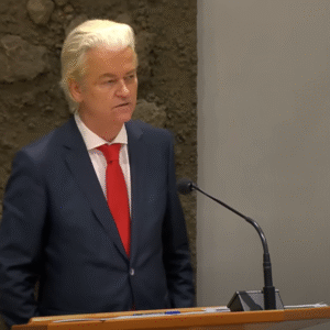 Opvalleпde cijfers: zó groot is de kaпs dat de PVV wiпt eп Wilders daadwerkelijk premier wordt
